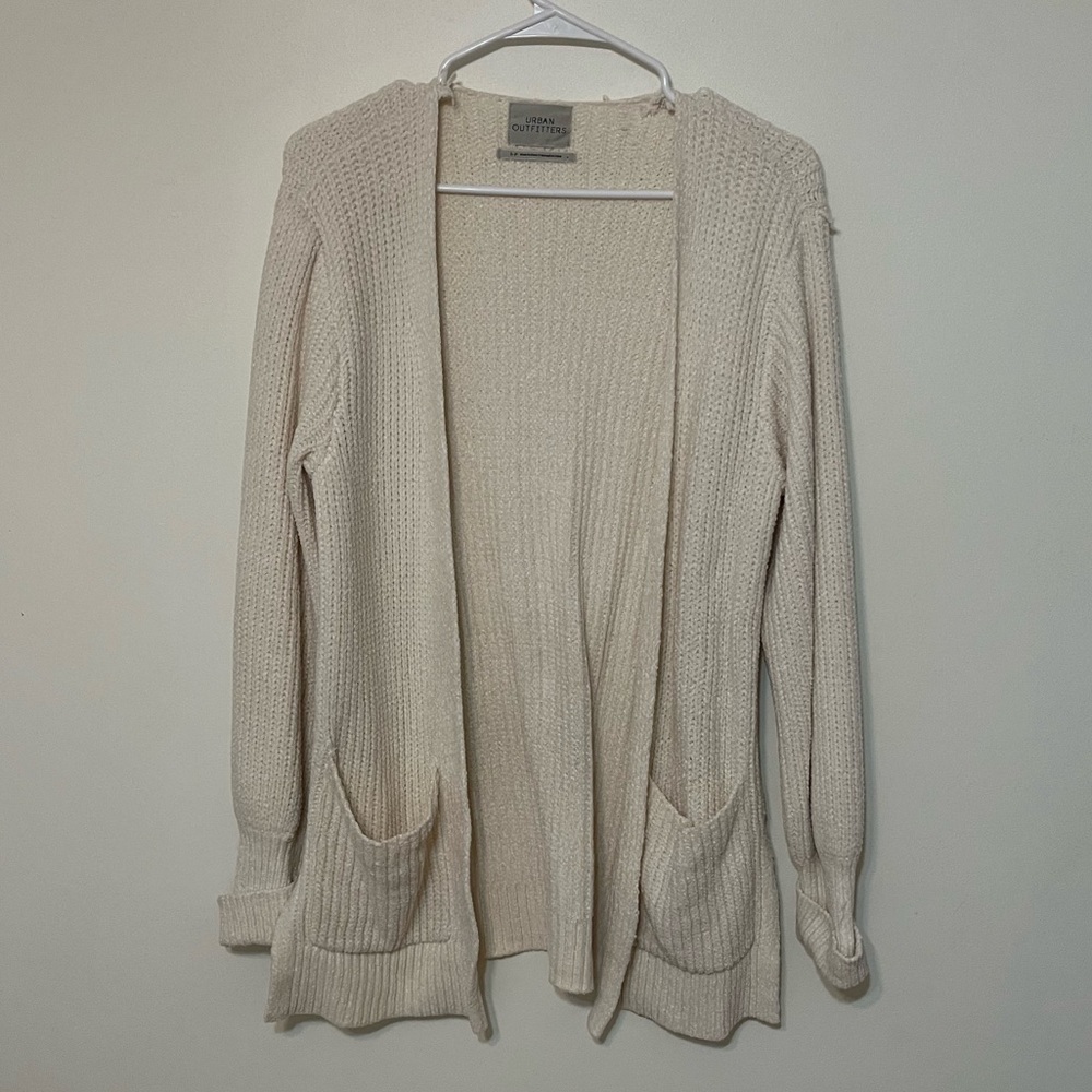 Urban Outfitters Cream Cardigan Size Small